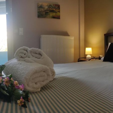Vasilikis Apartment Каламата Экстерьер фото