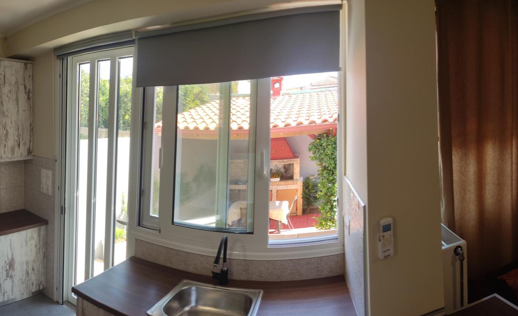 Vasilikis Apartment Каламата Экстерьер фото
