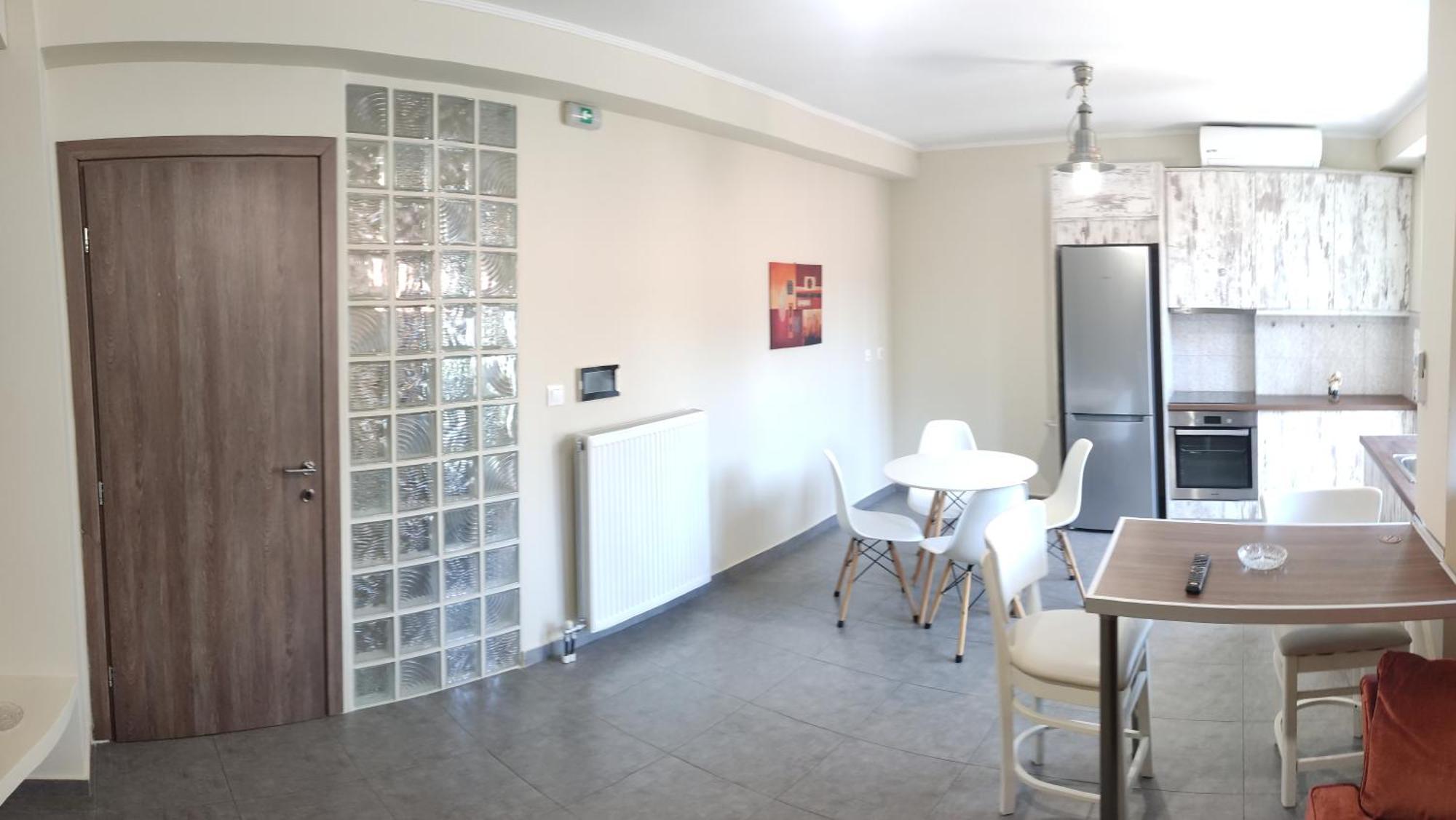 Vasilikis Apartment Каламата Экстерьер фото