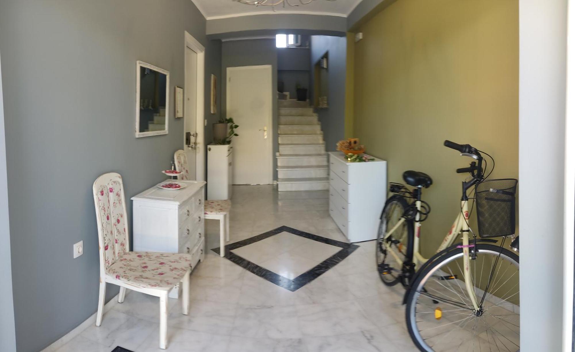 Vasilikis Apartment Каламата Экстерьер фото