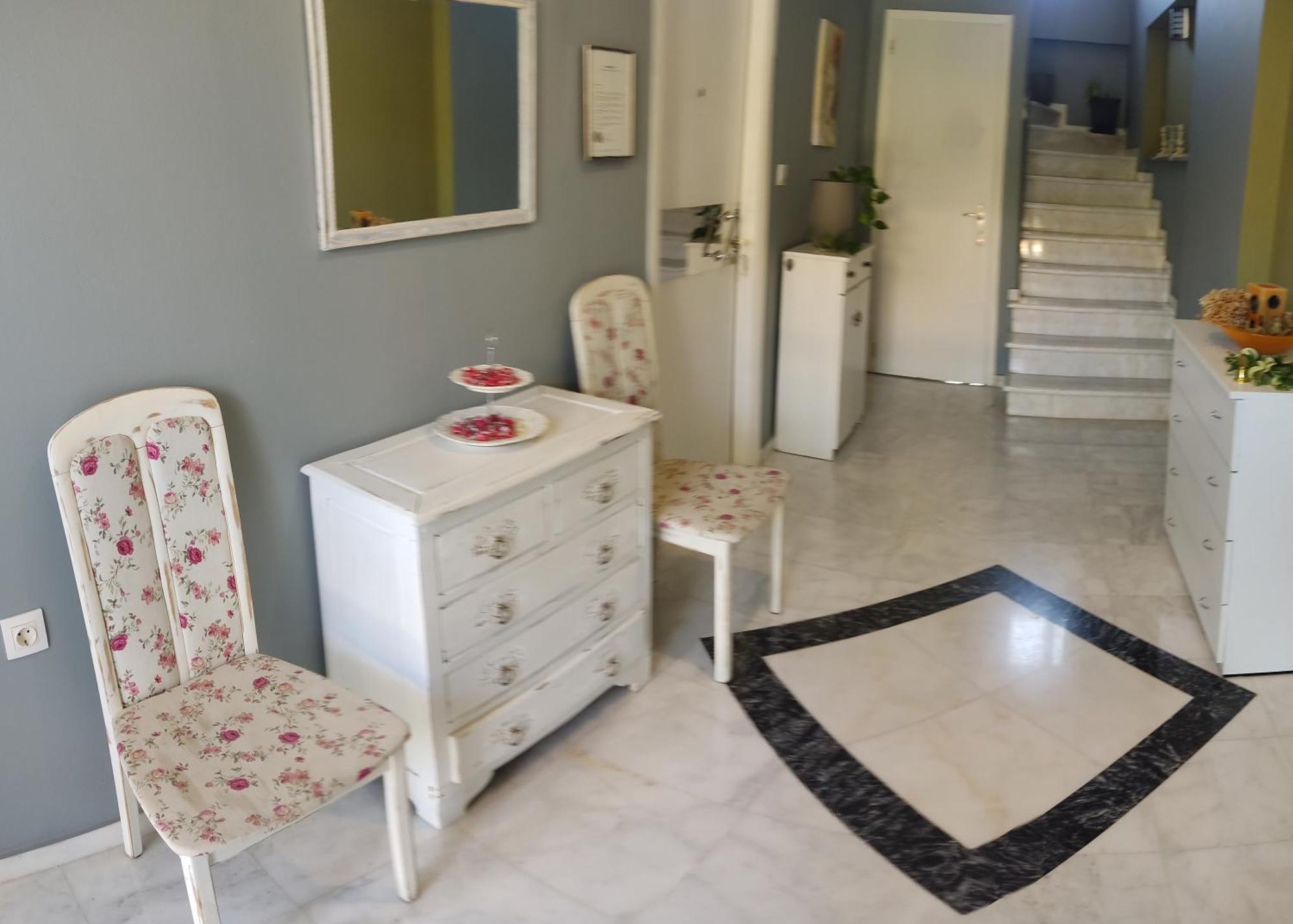 Vasilikis Apartment Каламата Экстерьер фото